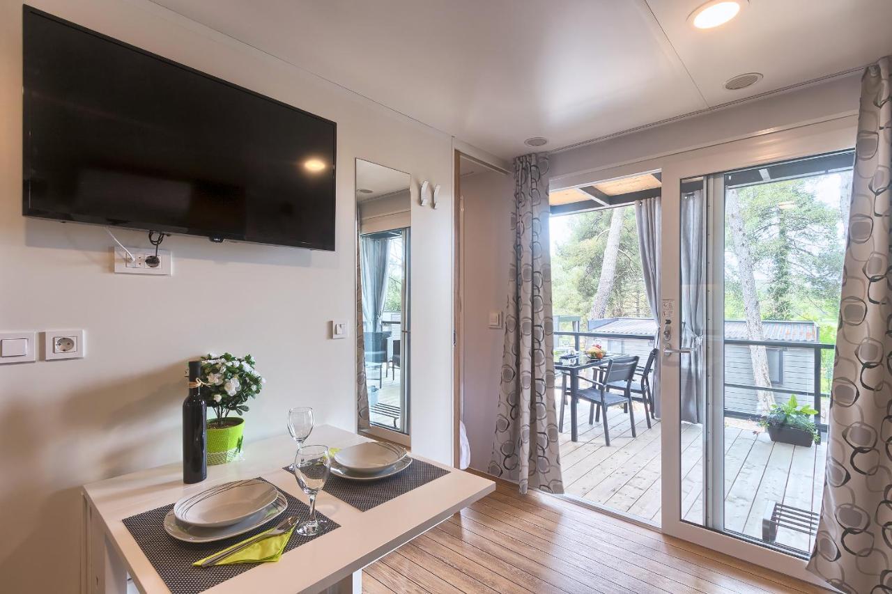 Total Escape Mobile Home Nera Camp Porton Biondi Rovinj Luaran gambar