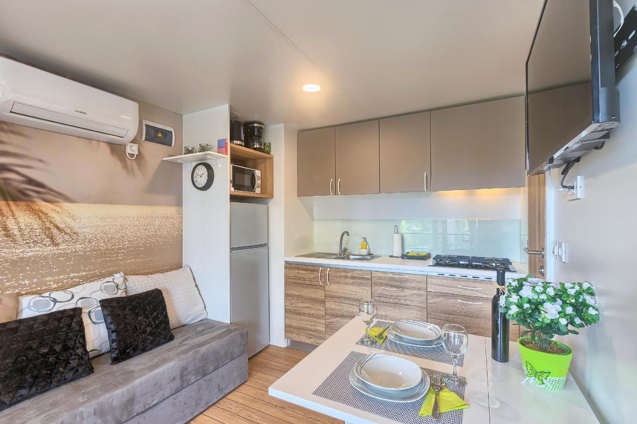 Total Escape Mobile Home Nera Camp Porton Biondi Rovinj Luaran gambar